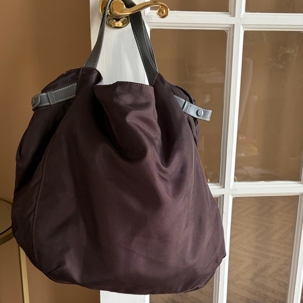 Vintage Lacoste Dark Brown Nylon Tote Bag with Gray Straps - Picture 2 of 5